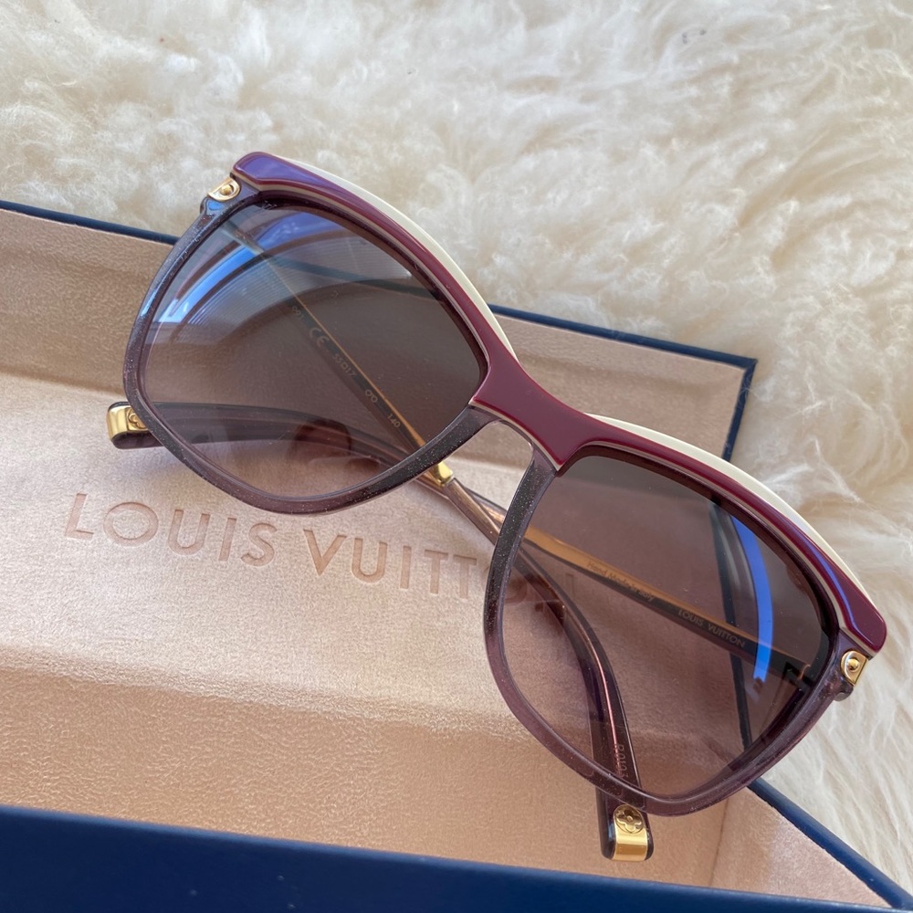 Mint condition Ambrosia LV sunglasses